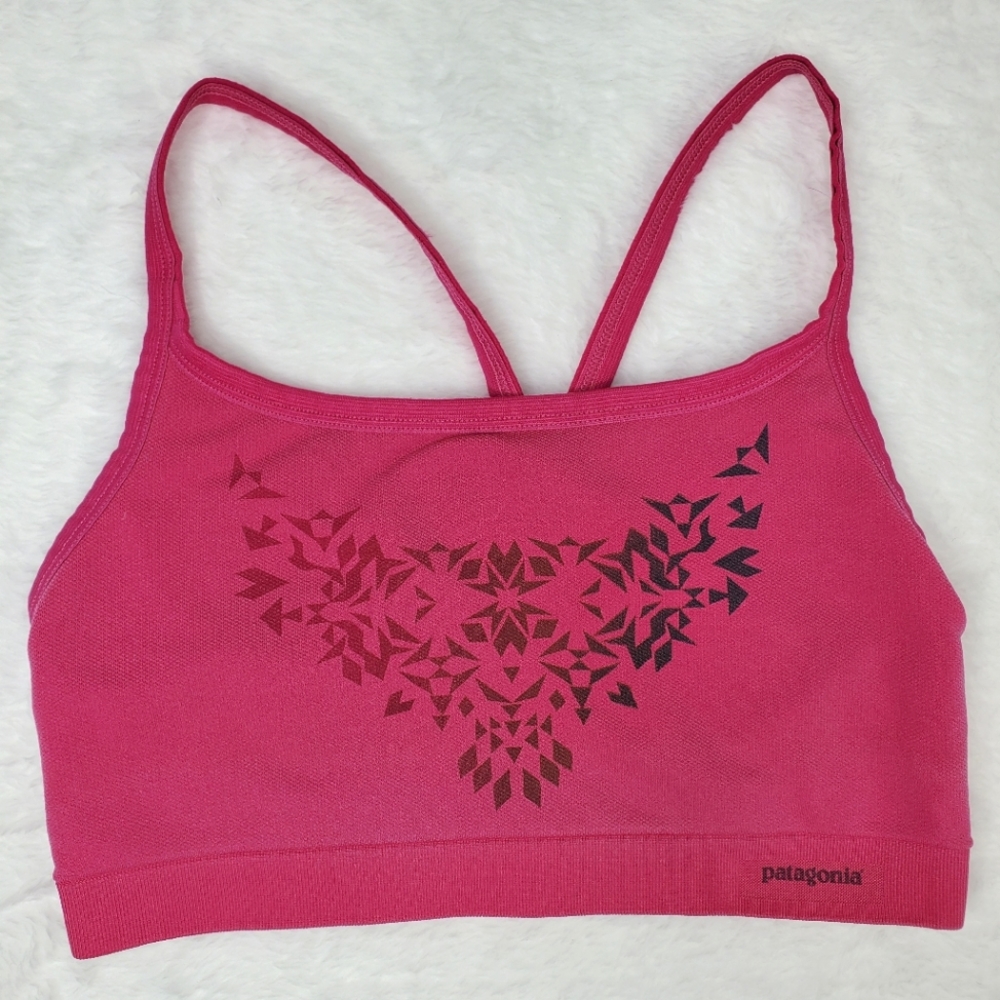 Patagonia Sports Bra Pink Racerback Size Medium. EUC
